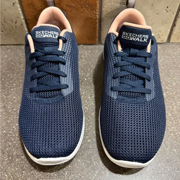 Skechers Go Walk Navy Blue Women's Shoes size 8 - Picture 2 of 7